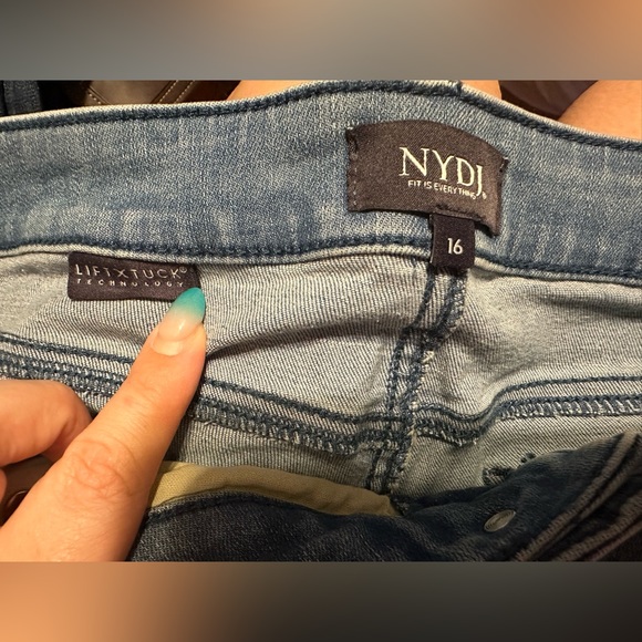 NYDJ Crop Jeans - Picture 7 of 8